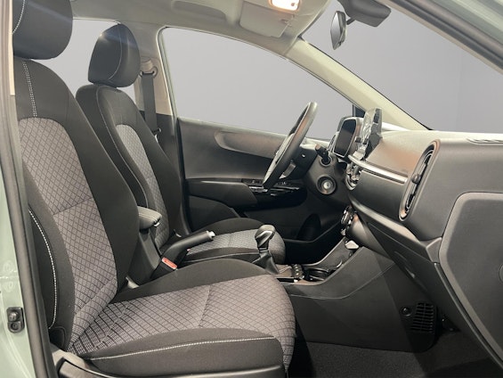 Vehicle image 7 Vehicle image 7