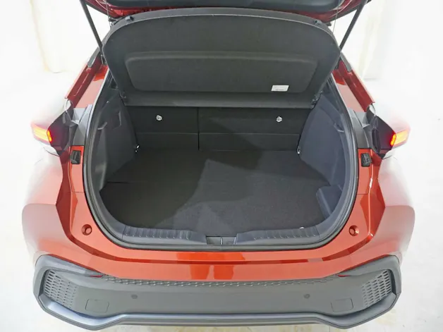 Toyota C-HR 2.0 PHEV Swiss Edition