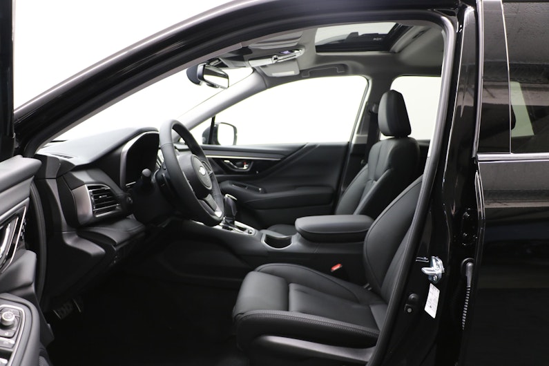 Vehicle image SUBARU OUTBACK