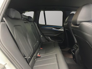 Vehicle image BMW X3 30e xDrive SAG
