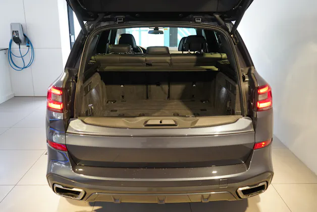 BMW X5 M50i xDrive