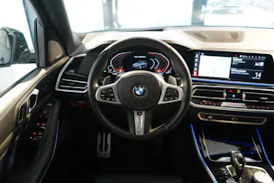 BMW X5 M50i xDrive