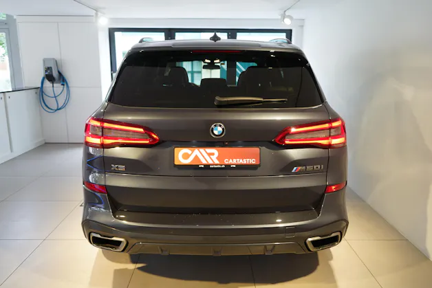 BMW X5 M50i xDrive