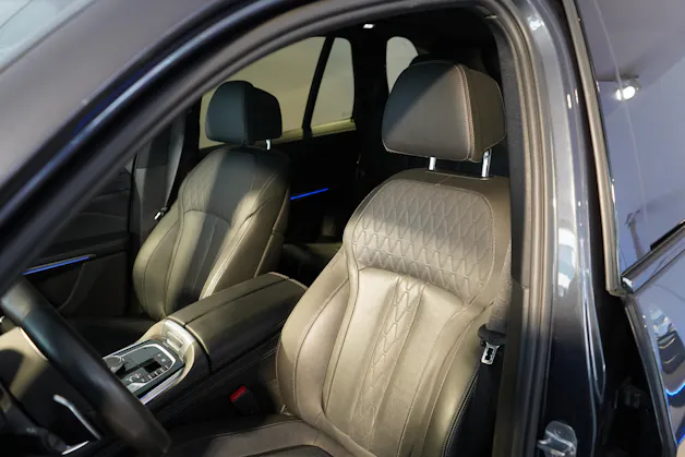 BMW X5 M50i xDrive