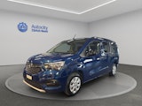 First vehicle image