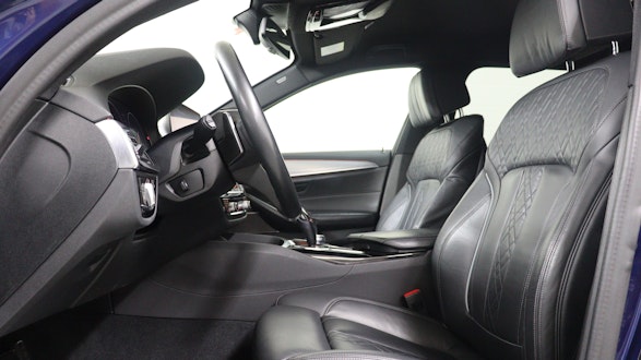 BMW 530d xDrive SAG Touring 2