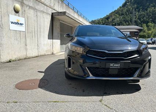 Vehicle image 14 Vehicle image 14