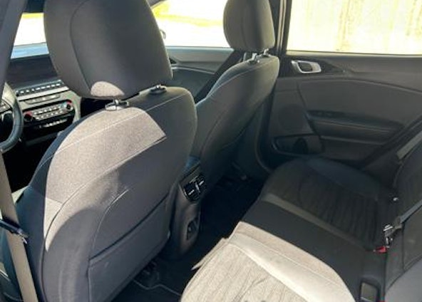 Vehicle image 11 Vehicle image 11