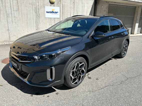 Vehicle image 16 Vehicle image 16