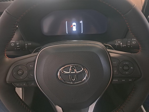 Vehicle image 10 Vehicle image 10