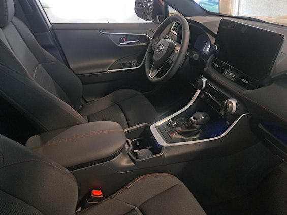 Vehicle image 8 Vehicle image 8