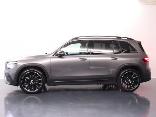 MERCEDES-BENZ GLB 250 AMG Line 4matic 2