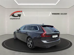 Volvo V90 2.0 B4 Momentum