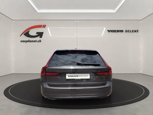 Volvo V90 2.0 B4 Momentum
