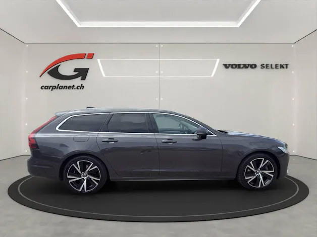 Volvo V90 2.0 B4 Momentum