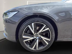 Volvo V90 2.0 B4 Momentum