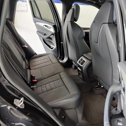 Vehicle image BMW X3