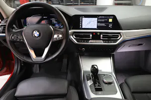 BMW 330e xDrive Touring