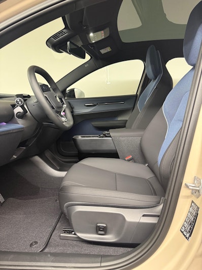 Vehicle image VOLVO EX 30