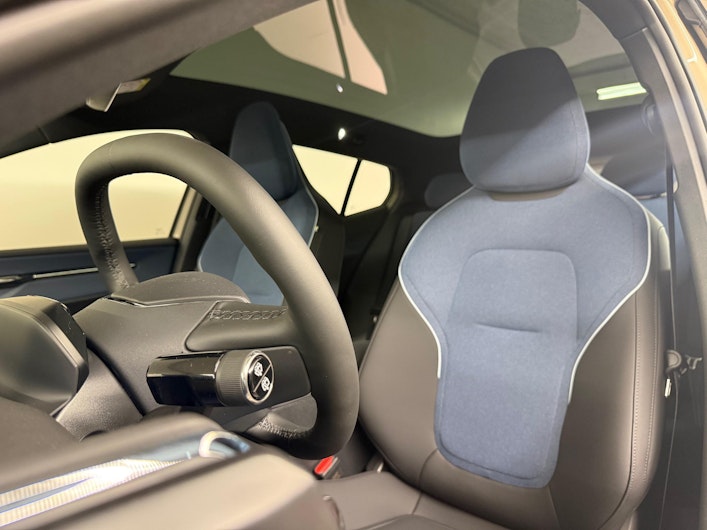 Vehicle image VOLVO EX 30