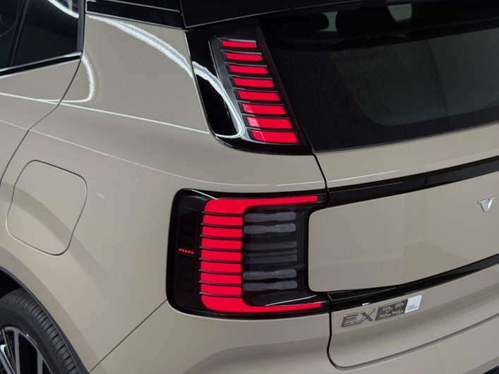 Vehicle image VOLVO EX 30