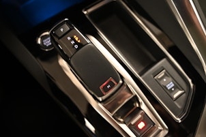 Vehicle image PEUGEOT 3008 1.2 PureTech GT Pack