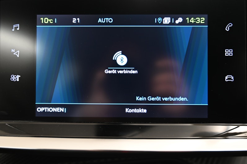 Vehicle image PEUGEOT 208