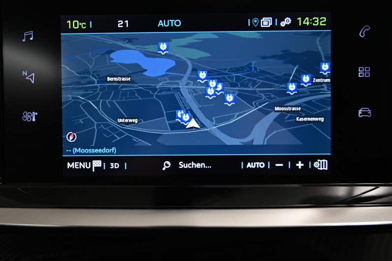 Vehicle image PEUGEOT 208