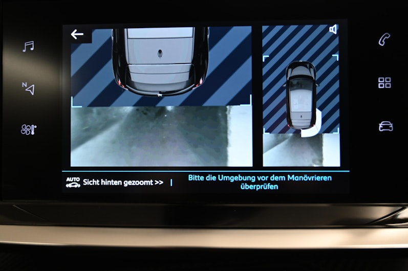 Vehicle image PEUGEOT 208