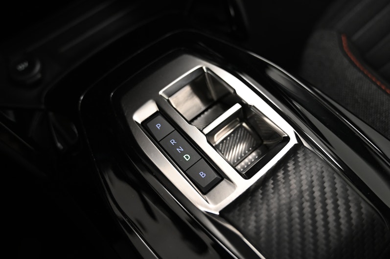 Vehicle image PEUGEOT 208