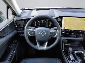 Vehicle image LEXUS NX 450h+ Excellence