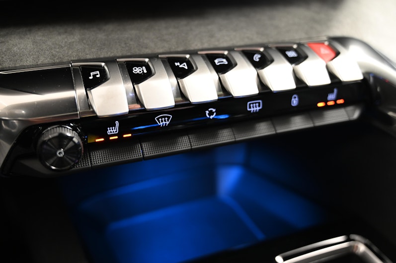 Vehicle image PEUGEOT 3008