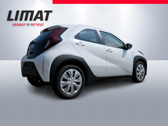 Vehicle image 5 Vehicle image 5