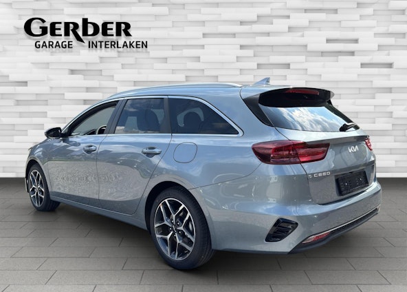 Vehicle image 3 Vehicle image 3