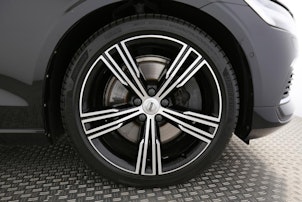 Vehicle image VOLVO V60 2.0 T6 TE Inscription eAWD