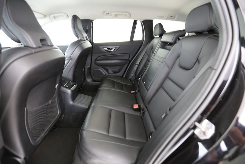 Vehicle image VOLVO V60