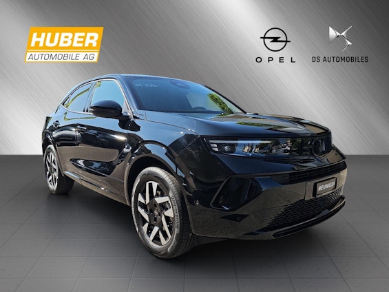 First vehicle image