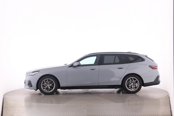 BMW 520d xDrive Touring 3