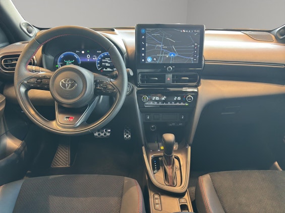 Vehicle image 3