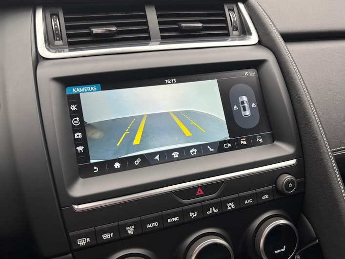 Vehicle image JAGUAR E-PACE