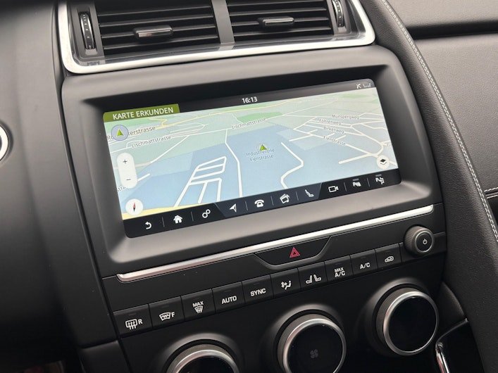 Vehicle image JAGUAR E-PACE