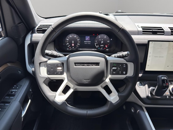 Vehicle image 5 Vehicle image 5