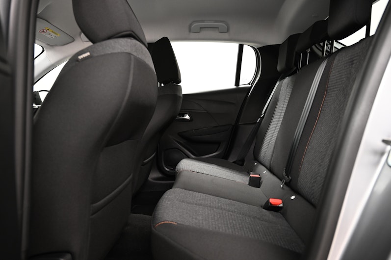 Vehicle image PEUGEOT 208