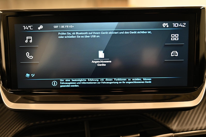 Vehicle image PEUGEOT 208