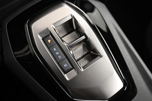 Vehicle image PEUGEOT 208 1.2 Hybrid Style