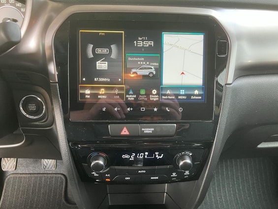 Vehicle image 10 Vehicle image 10