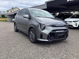 First vehicle image