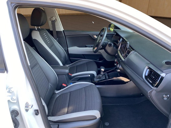 Vehicle image 11 Vehicle image 11