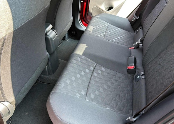 Vehicle image 8 Vehicle image 8