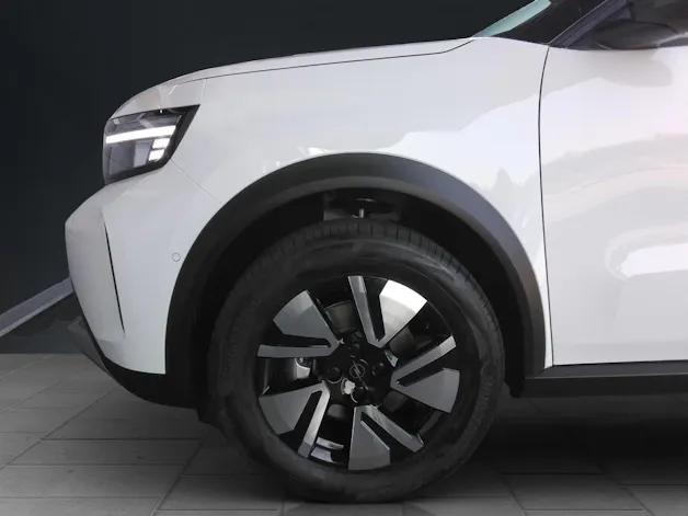 Opel Frontera 1.2 T HEV 145 GS